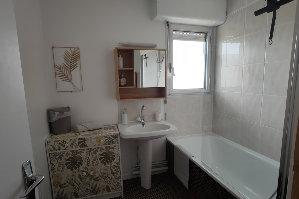 Salle de bain familiale duplex Luc-sur-Mer